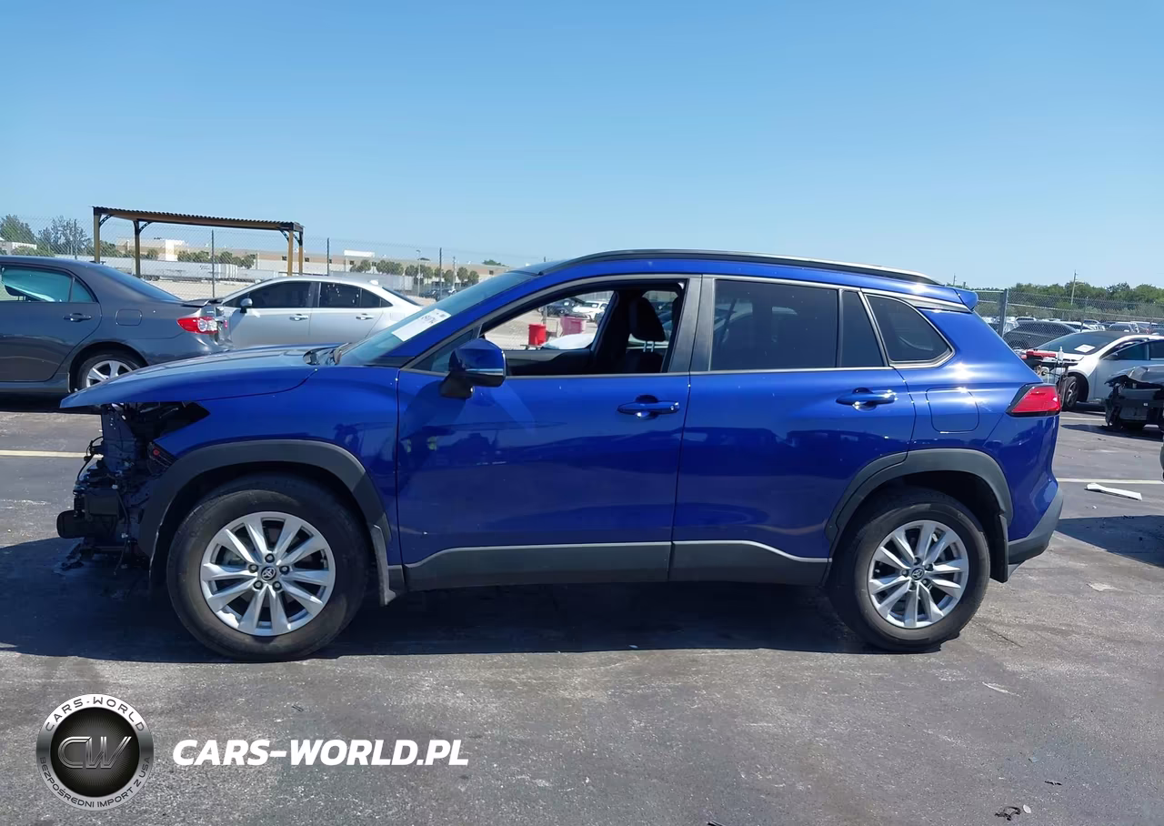 2023 Toyota Corolla Cross Le VIN:7MUCAAAGXPV069447 - 15