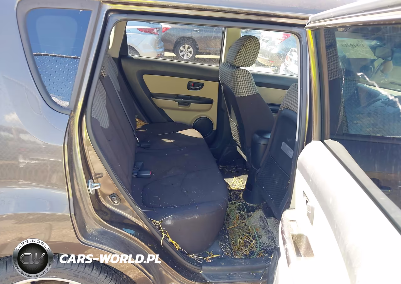 2011 Kia Soul ! VIN:KNDJT2A24B7297517 - 8