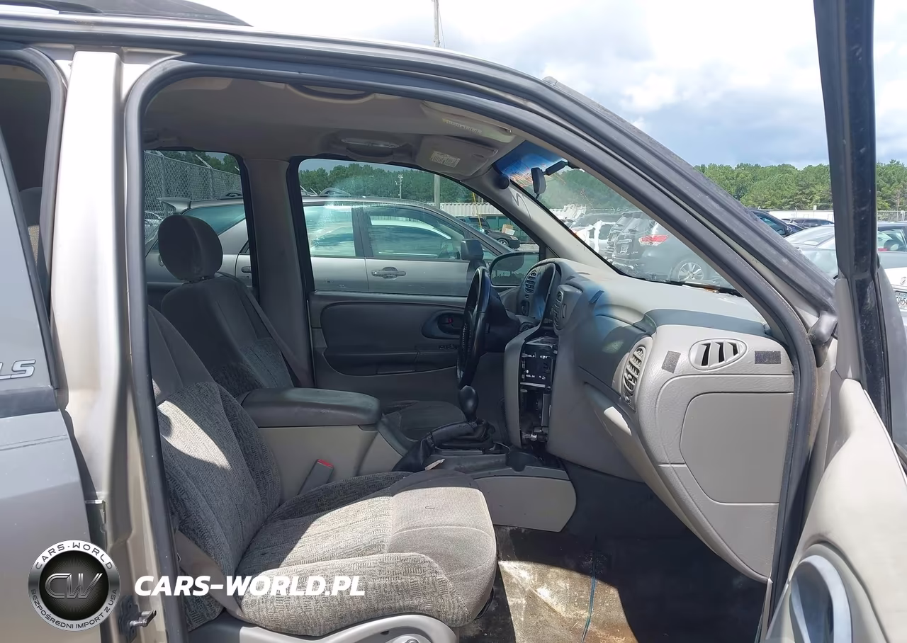 2002 Chevrolet Trailblazer Ls VIN:1GNDS13S322505026 - 5