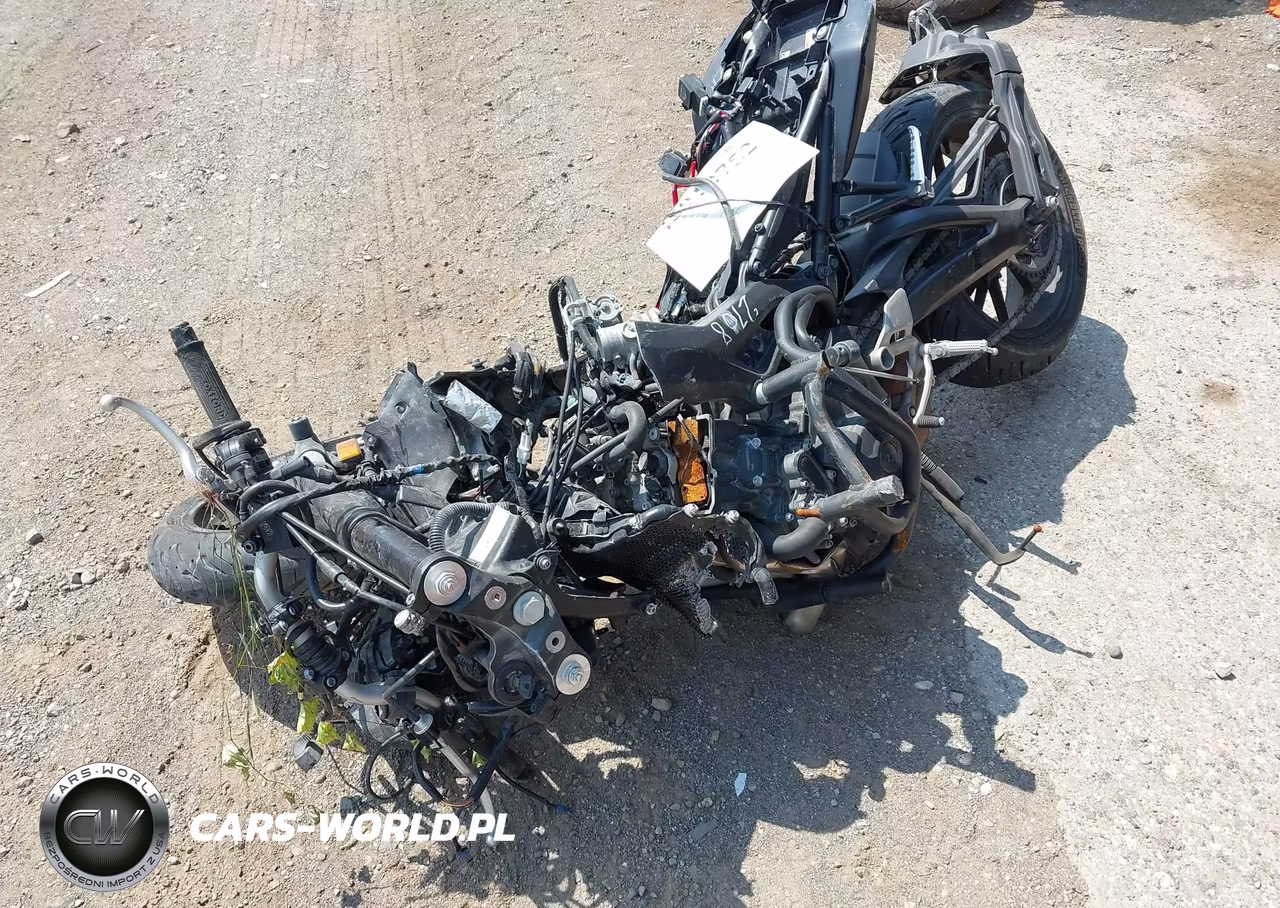 2018 Yamaha Mt09 VIN:JYARN53E2JA002708 - 14