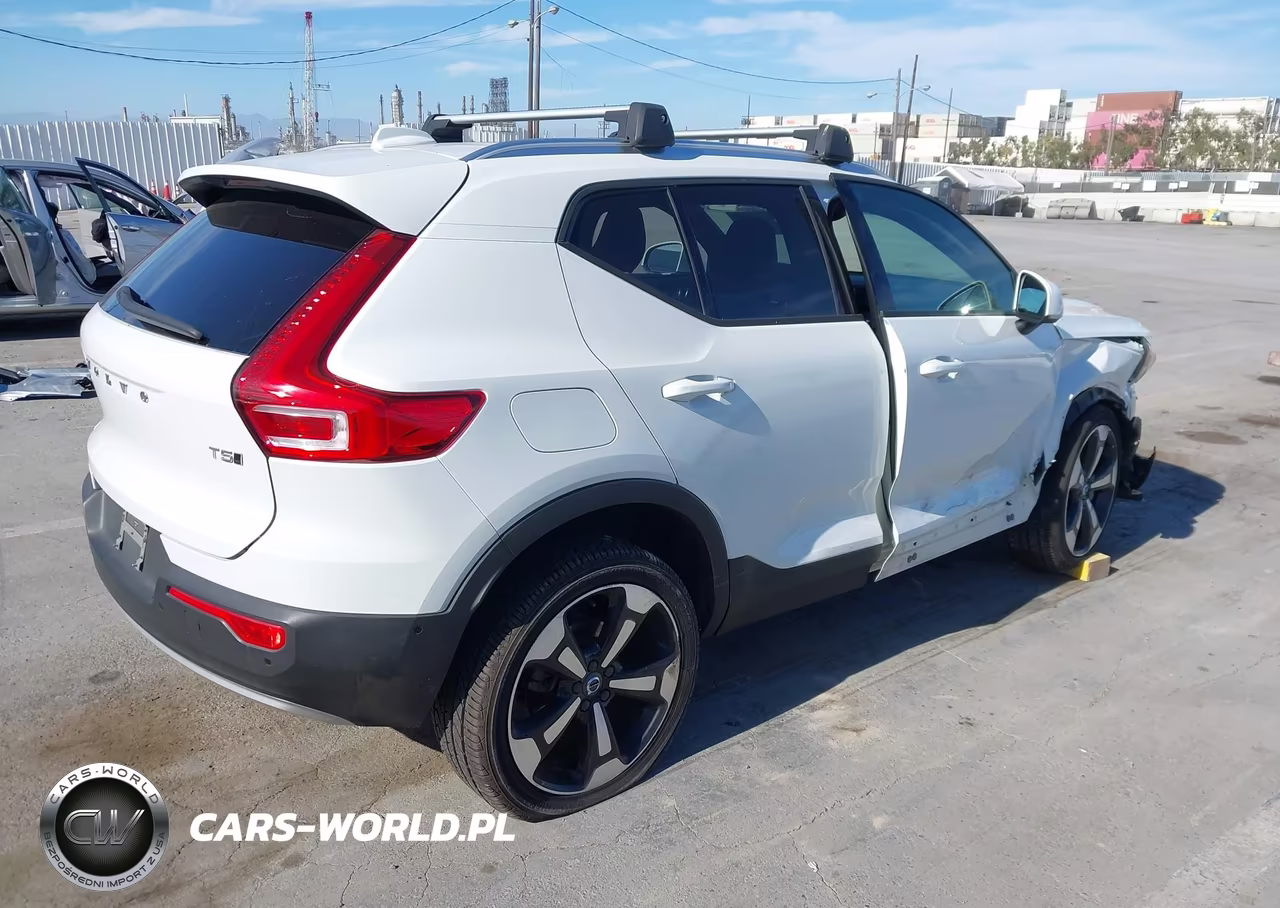 2019 Volvo Xc40 T5 Momentum VIN:YV4162UK5K2136297 - 4