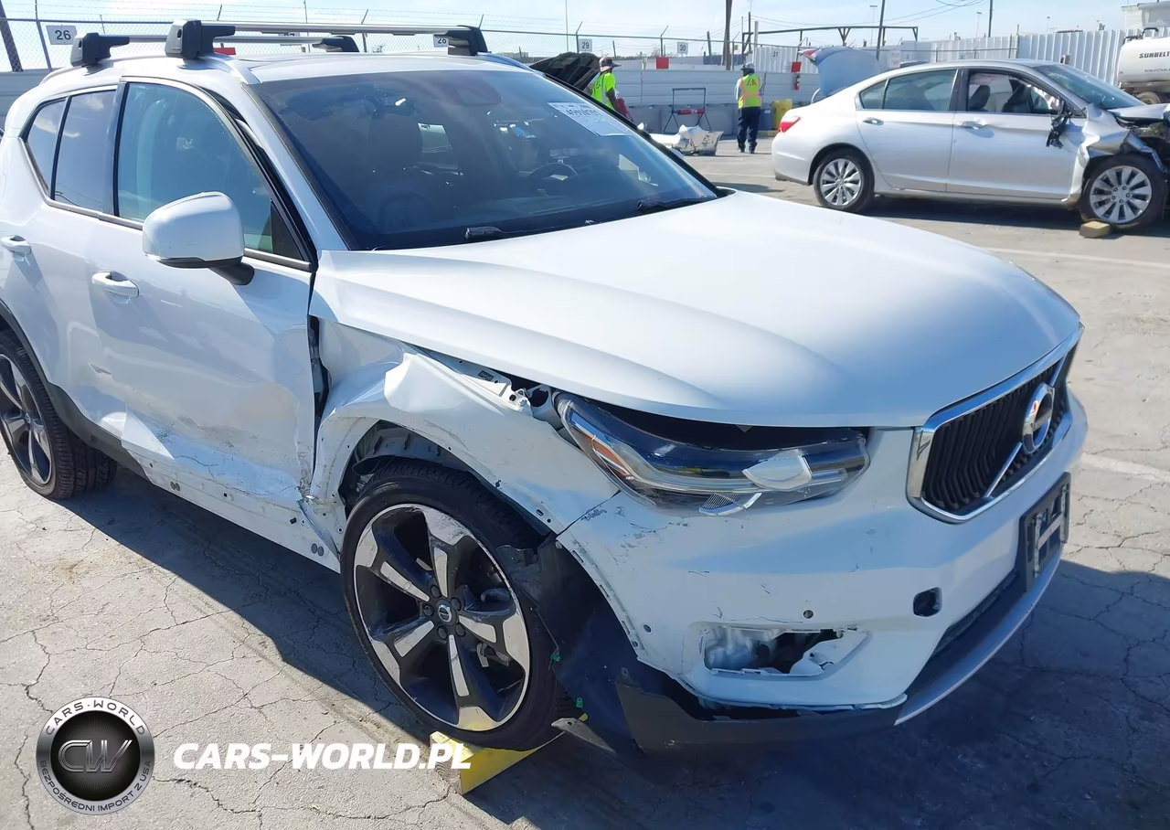 2019 Volvo Xc40 T5 Momentum VIN:YV4162UK5K2136297 - 6
