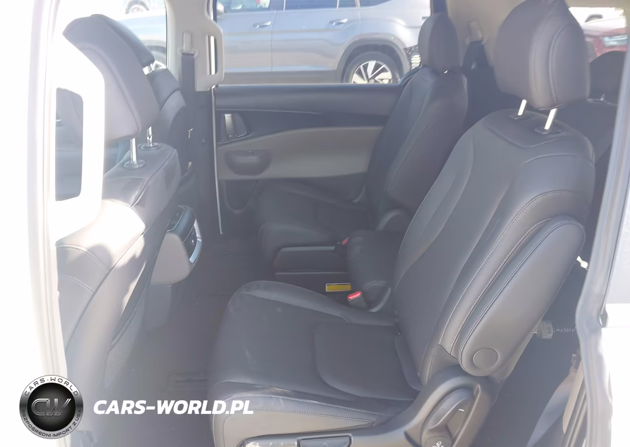 2027 Kia Carnival VIN:KNDNB5KA9V6192509 - 8