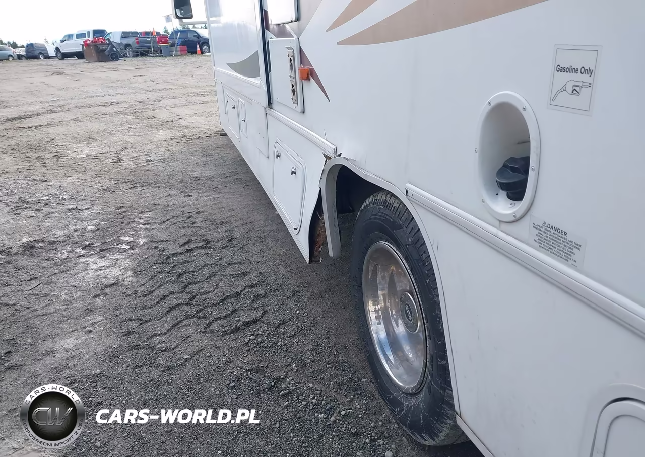 2008 Ford Econoline Commercial Cutaway VIN:1FDXE45SX8DB00706 - 24