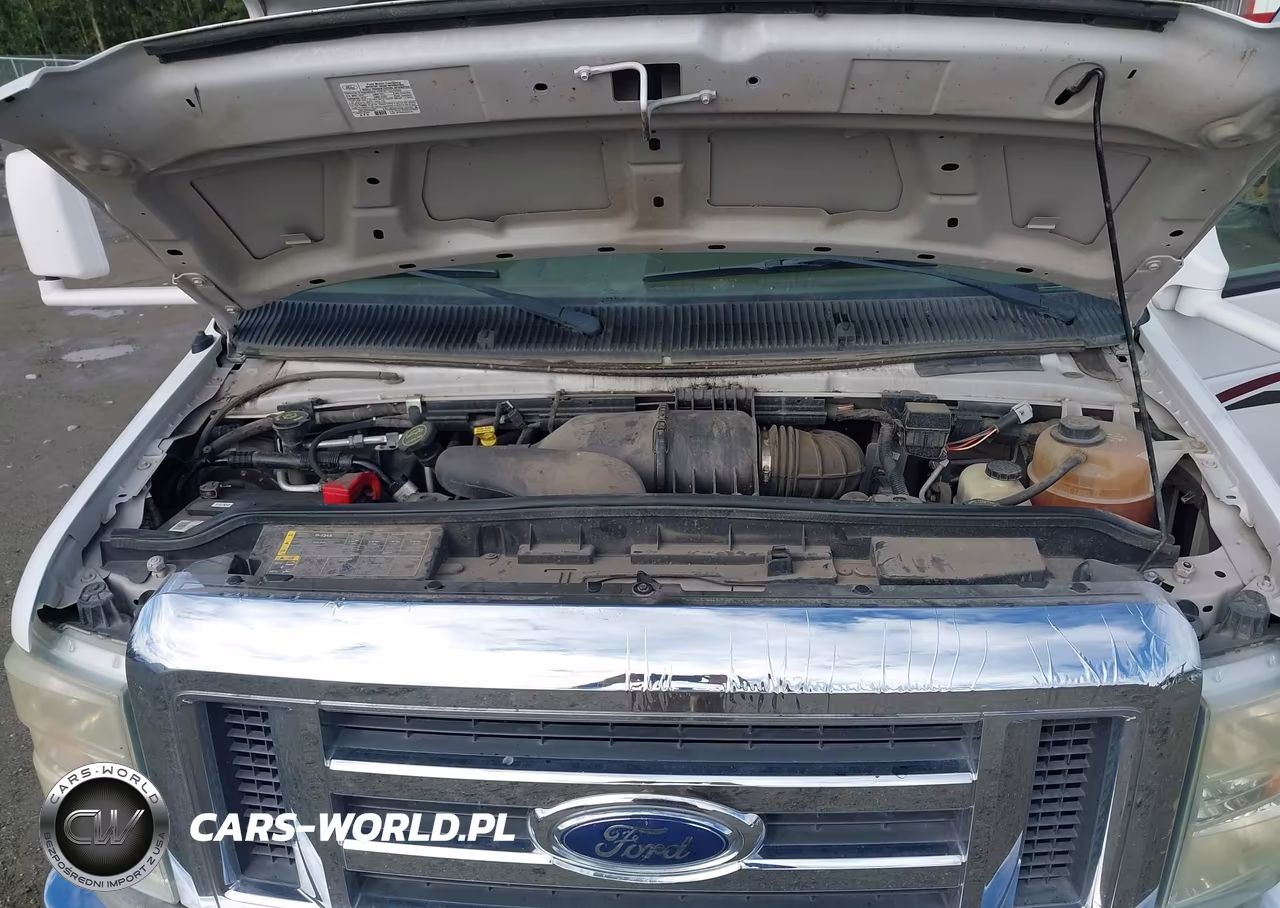 2008 Ford Econoline Commercial Cutaway VIN:1FDXE45SX8DB00706 - 9