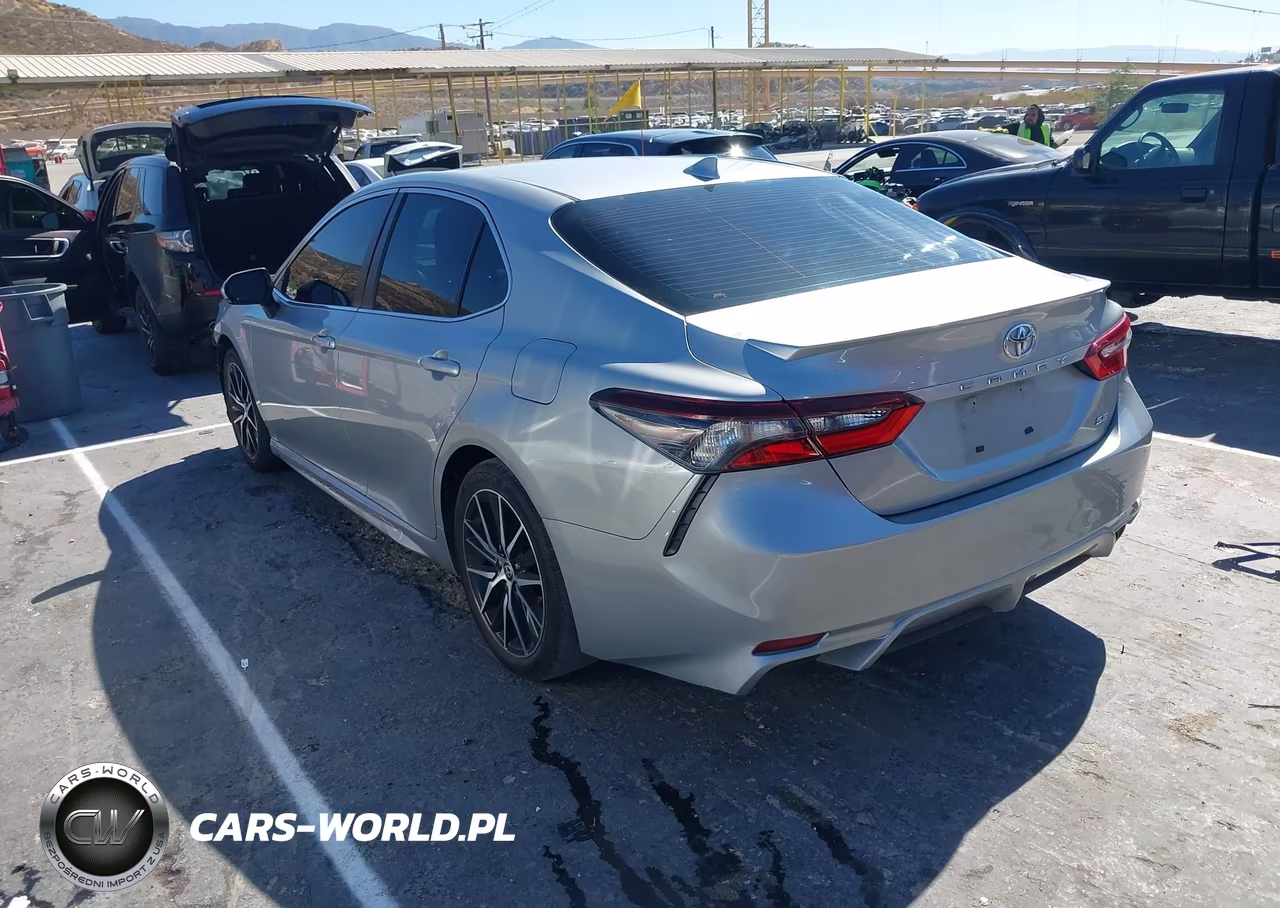 2022 Toyota Camry Se VIN:4T1G11AK9NU028070 - 3