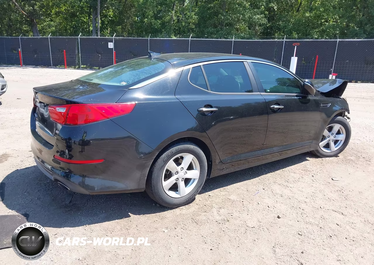2015 Kia Optima Lx VIN:KNAGM4A76F5660204 - 4