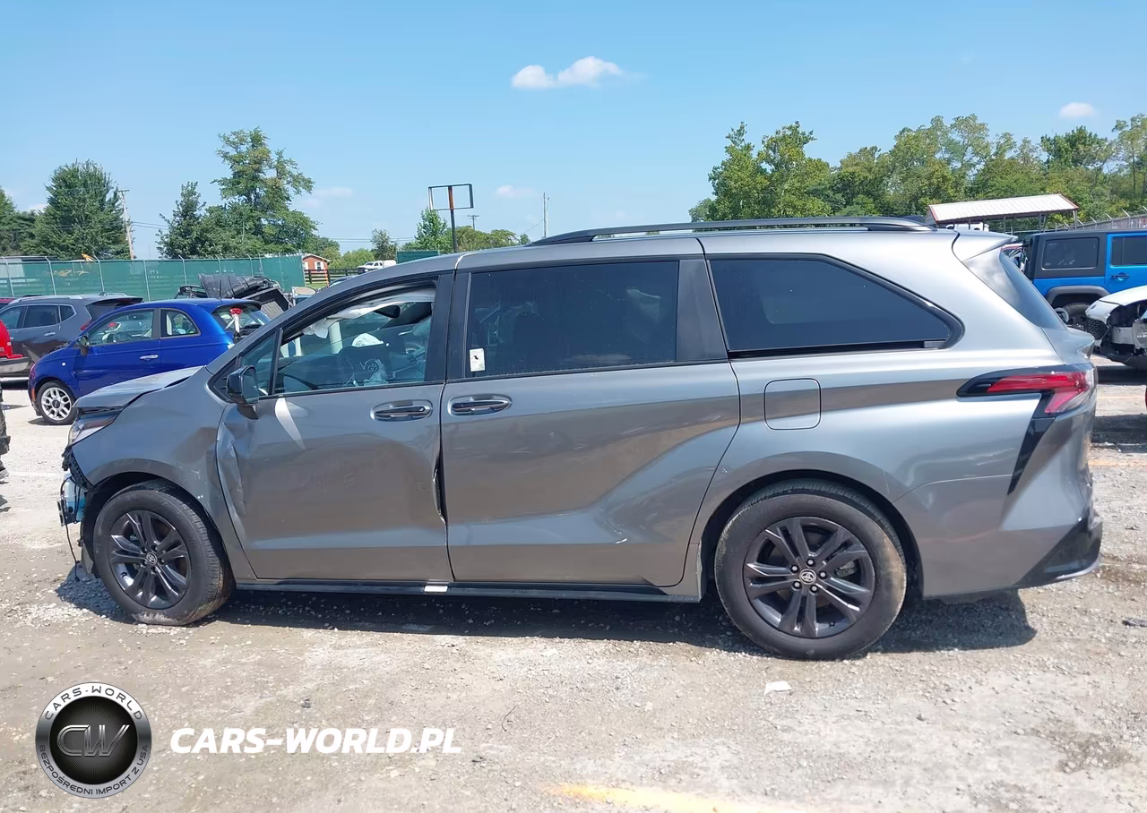2026 Toyota Sienna Xse VIN:5TDXSKFC1TS228984 - 15