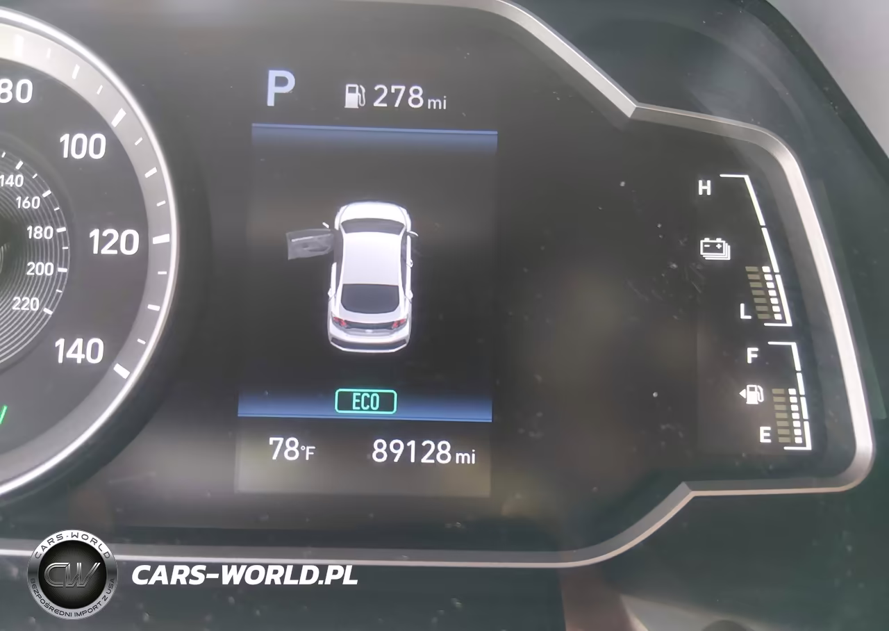 2020 Hyundai Ioniq Hybrid Blue VIN:KMHC65LC1LU233098 - 18