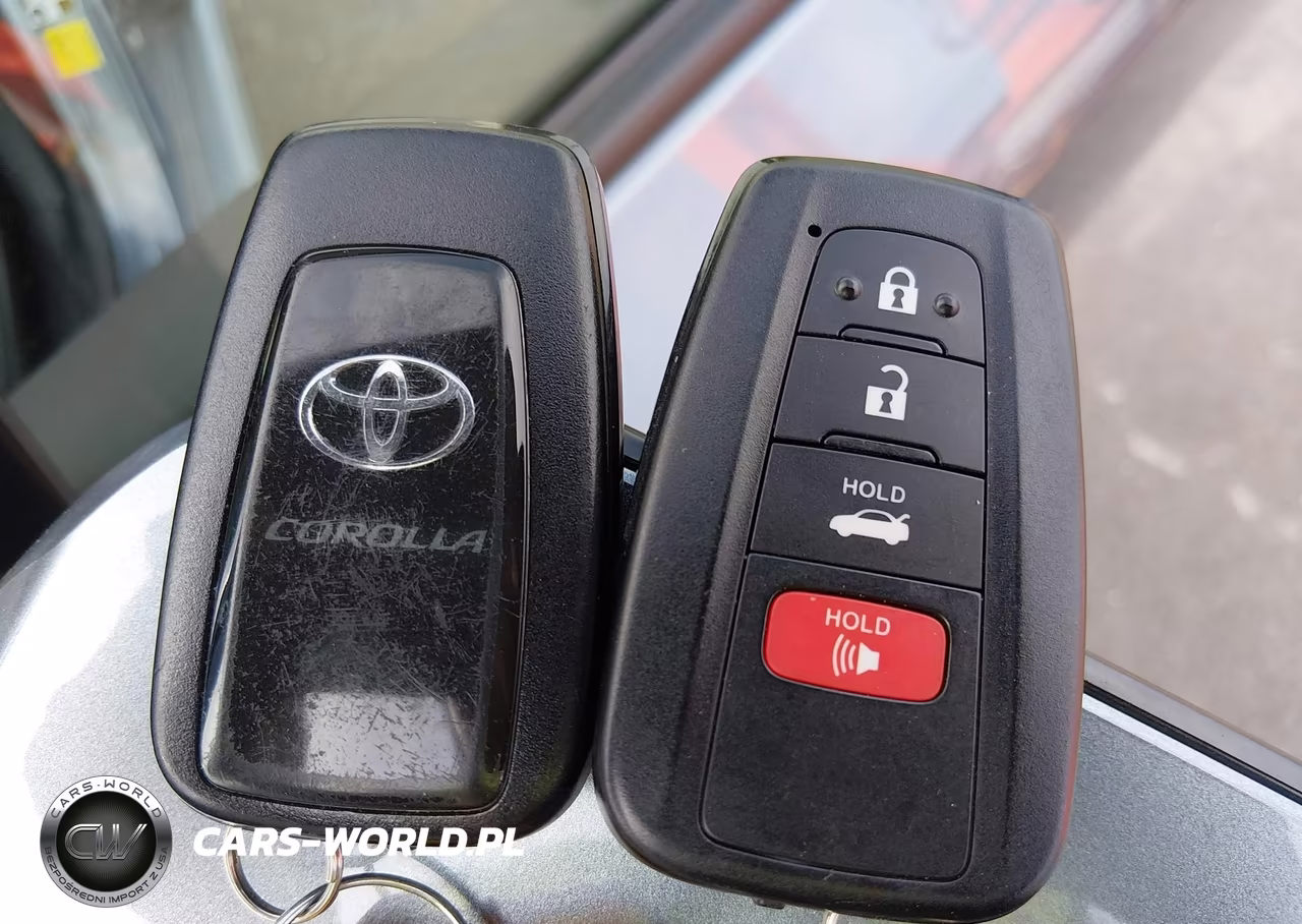 2020 Toyota Corolla Xle VIN:JTDFPRAE5LJ007321 - 11