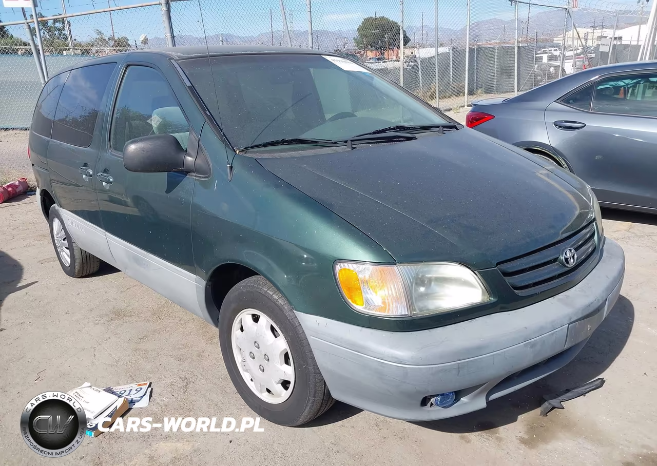 2001 Toyota Sienna Ce