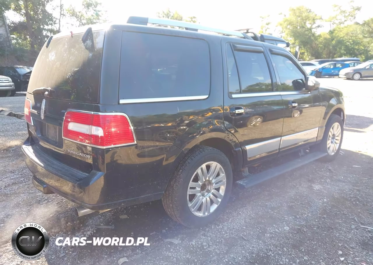 2014 Lincoln Navigator VIN:5LMJJ2J58EEL00878 - 4