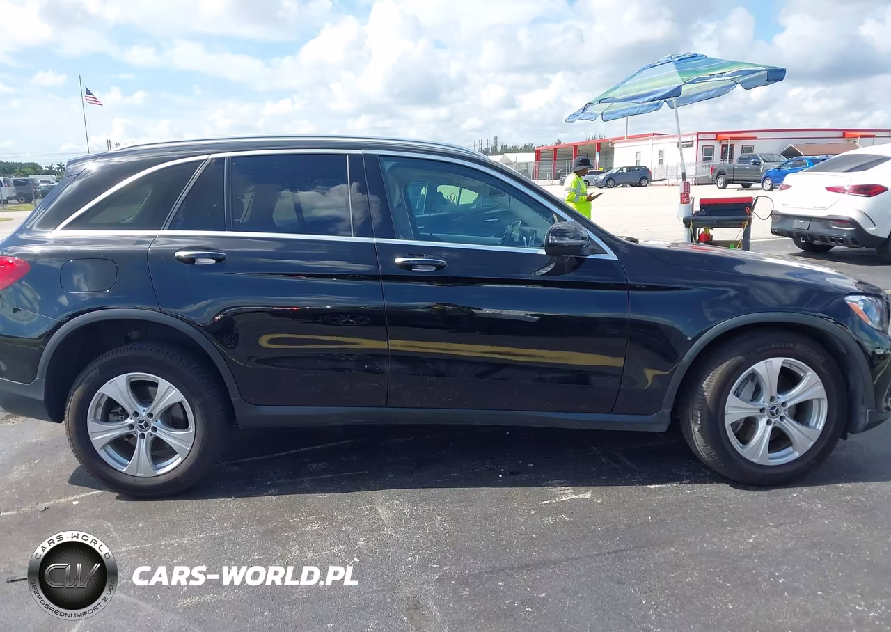2018 Mercedes-Benz Glc 300 4Matic VIN:WDC0G4KB1JV046551 - 13
