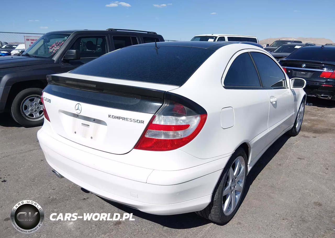 2005 Mercedes-Benz C 230 Kompressor Sport VIN:WDBRN40JX5A649524 - 4