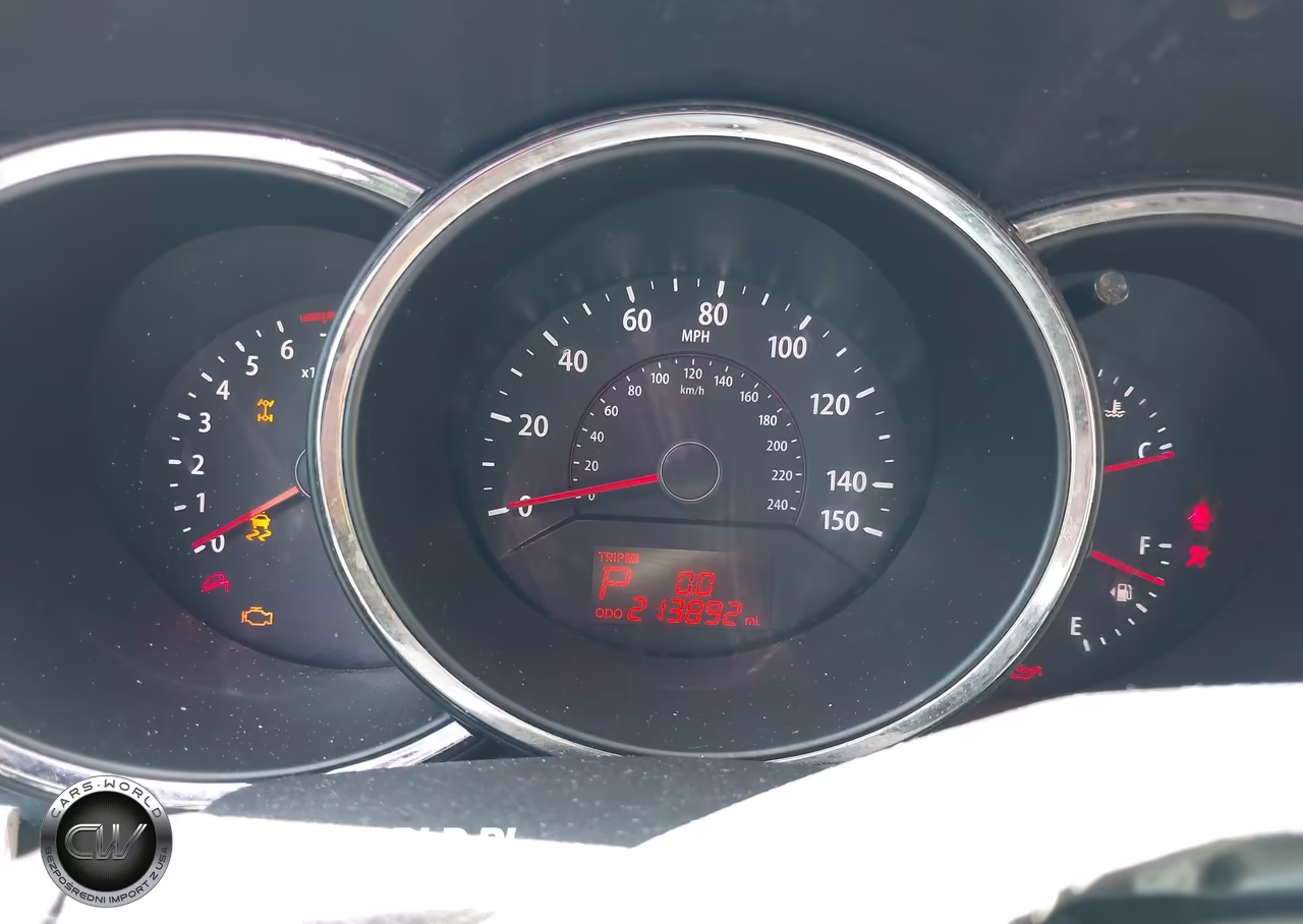 2011 Kia Sorento Lx VIN:5XYKTCA10BG143133 - 7