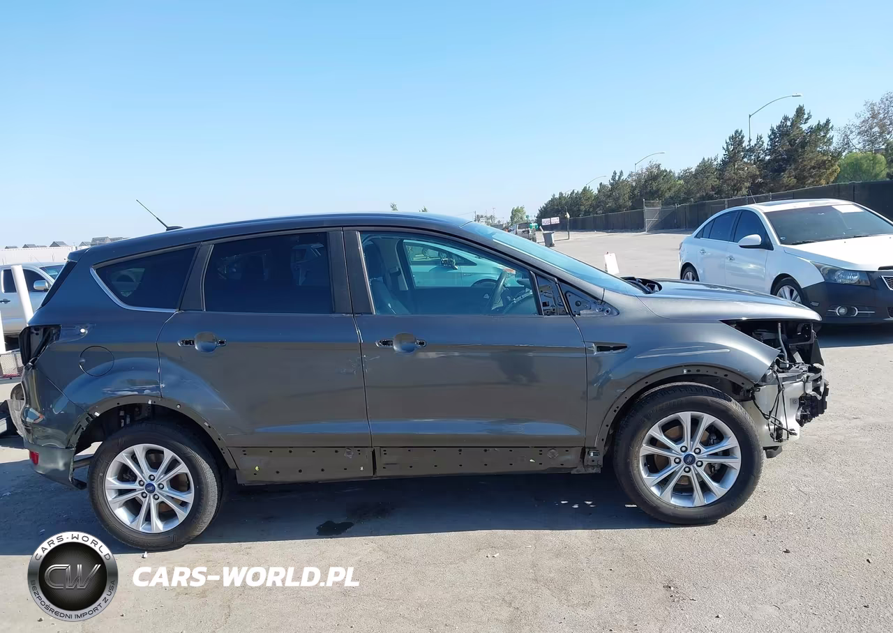 2017 Ford Escape Se VIN:1FMCU0GD1HUE96761 - 14