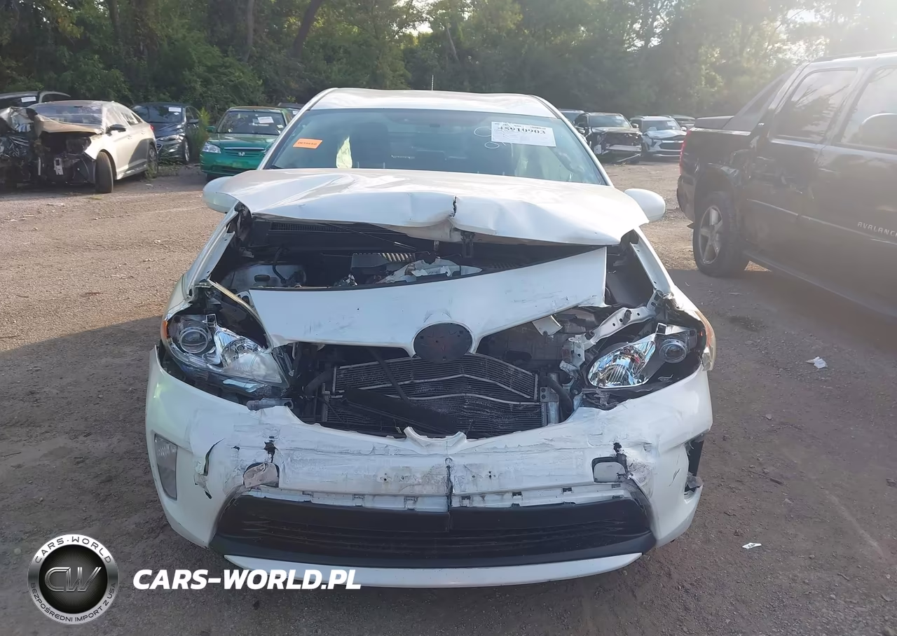 2013 Toyota Prius Three Se VIN:JTDKN3DU2D5610256 - 12