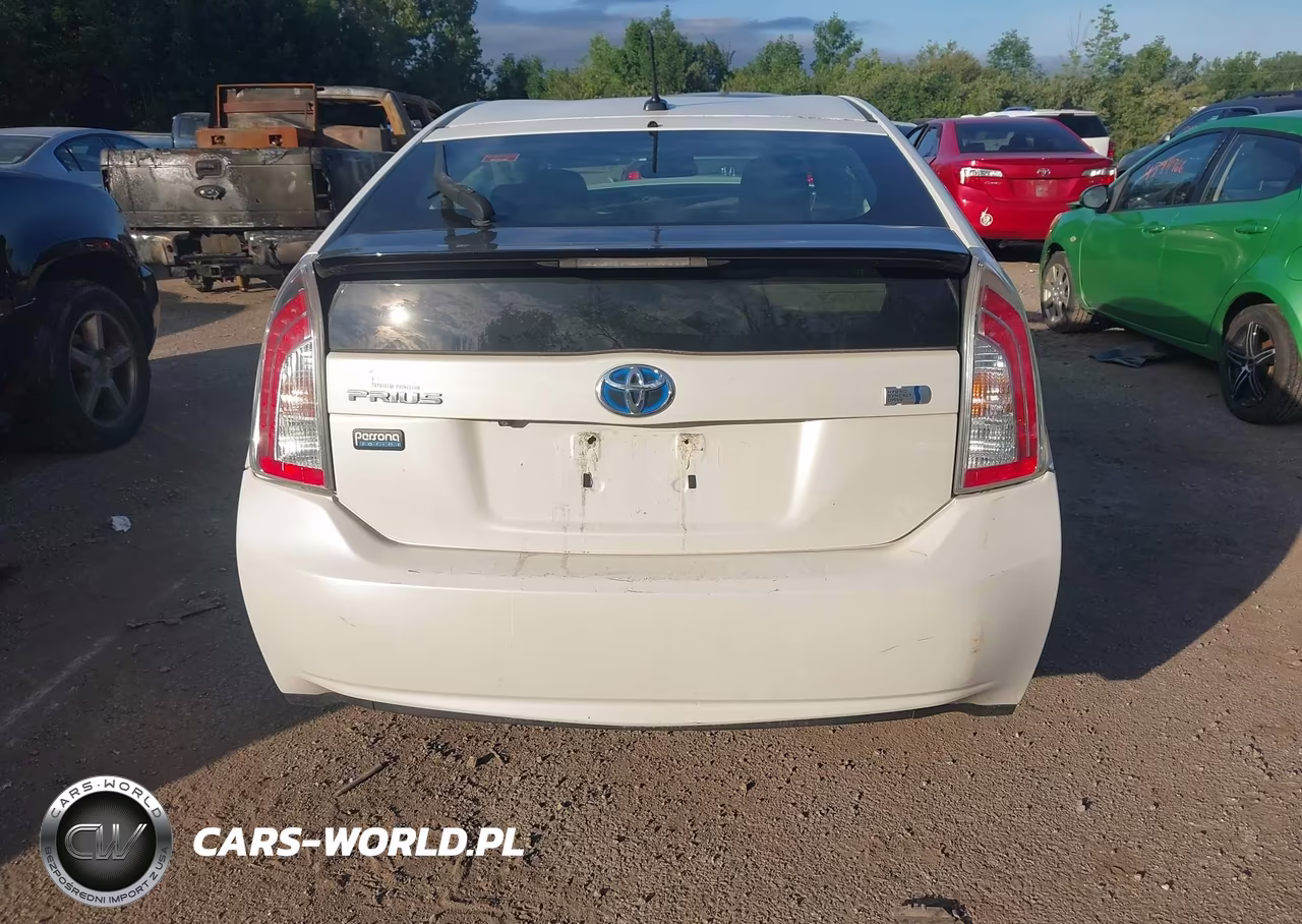 2013 Toyota Prius Three Se VIN:JTDKN3DU2D5610256 - 16