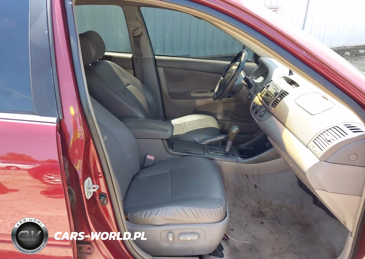 2003 Toyota Camry Le VIN:4T1BE32K03U181054 - 5