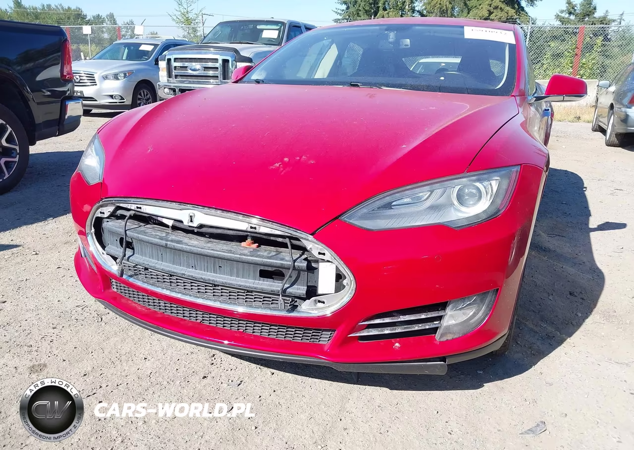 2014 Tesla Model S P85 VIN:5YJSA1H17EFP31798 - 6