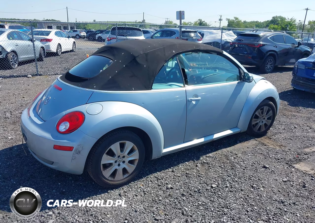 2010 Volkswagen New Beetle 2.5L VIN:3VWRG3AL9AM010115 - 4