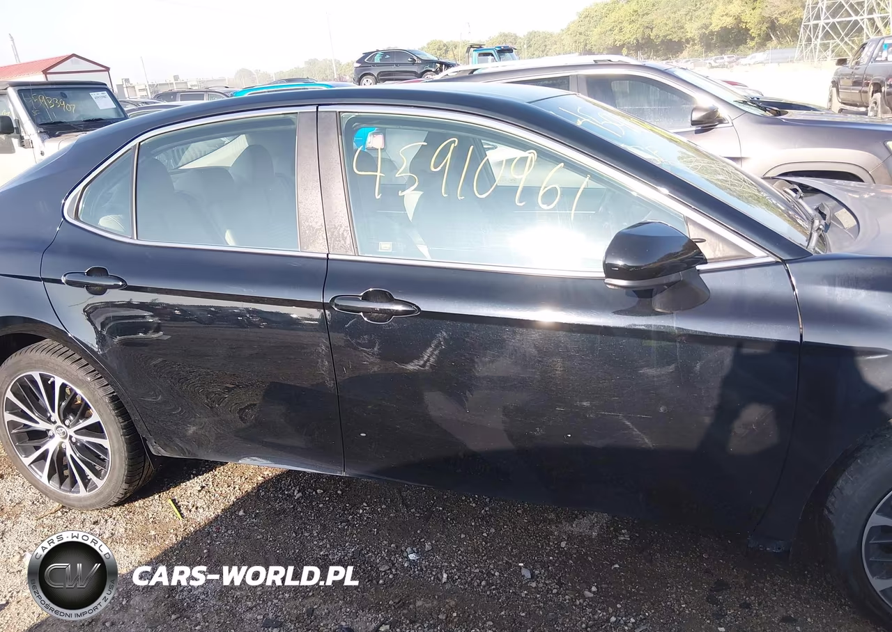2018 Toyota Camry Se VIN:4T1B11HK2JU580620 - 14