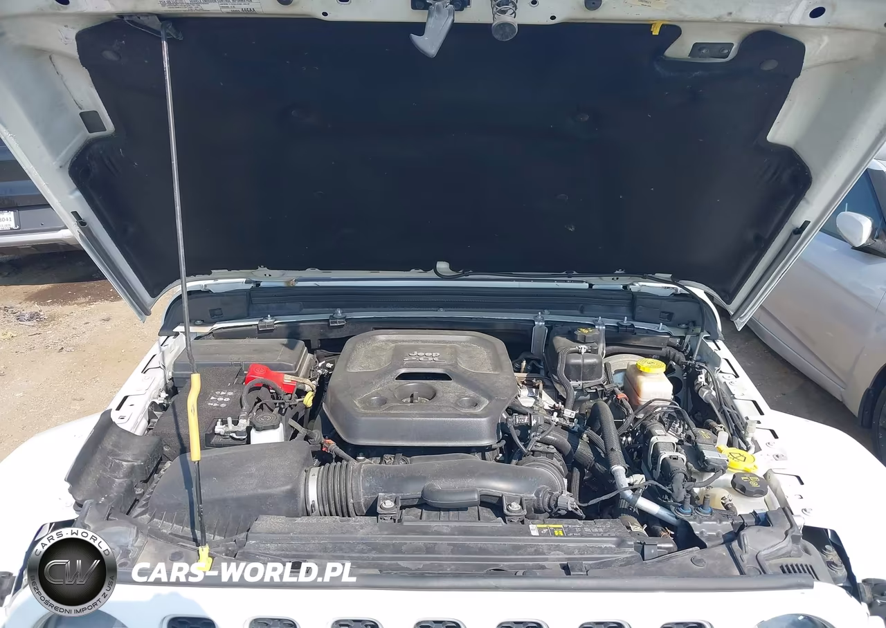 2020 Jeep Wrangler Unlimited Sahara 4X4 VIN:1C4HJXEN3LW147170 - 10