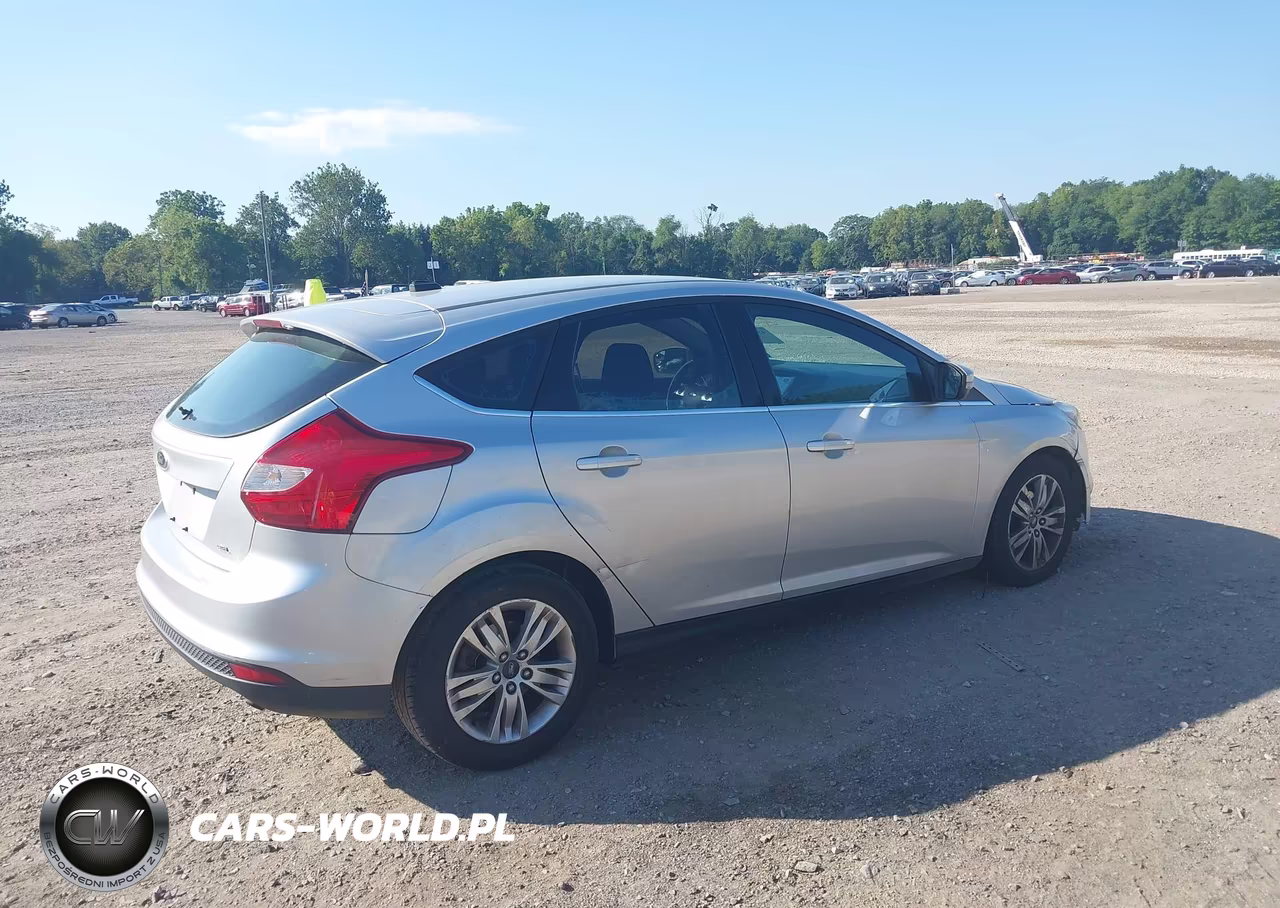 2012 Ford Focus Sel VIN:1FAHP3M29CL367371 - 4