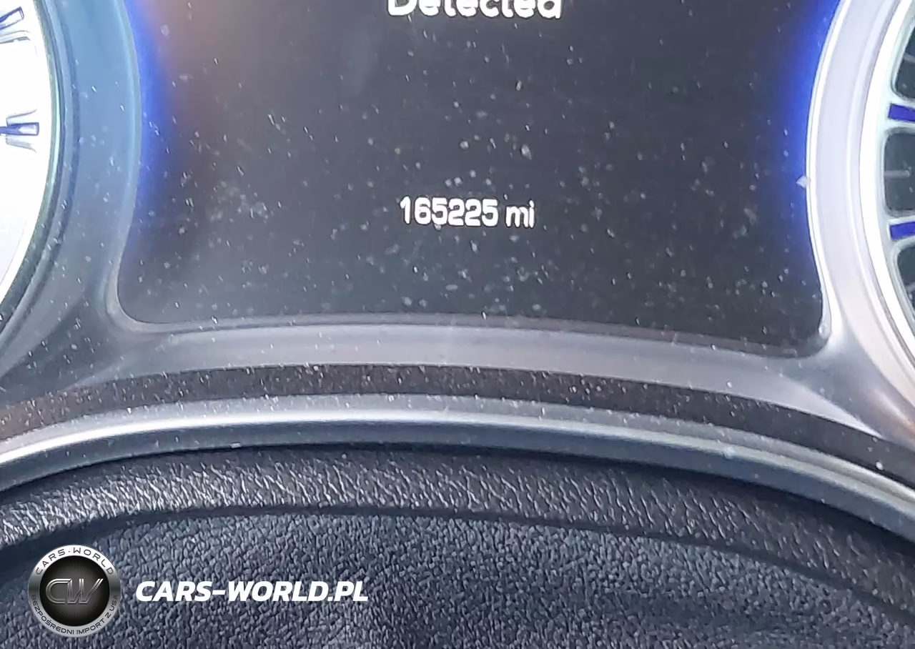 2017 Chrysler 300C VIN:2C3CCAEG7HH663223 - 15