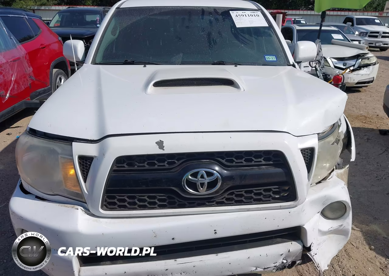 2011 Toyota Tacoma Base V6 VIN:5TFLU4EN9BX020240 - 11