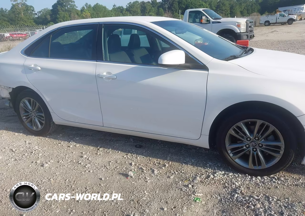 2017 Toyota Camry Se VIN:4T1BF1FK9HU339619 - 13