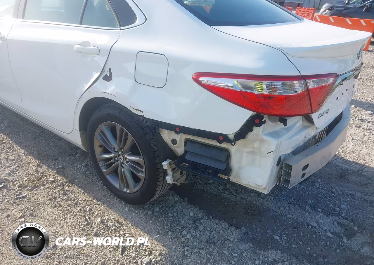 2017 Toyota Camry Se VIN:4T1BF1FK9HU339619 - 6