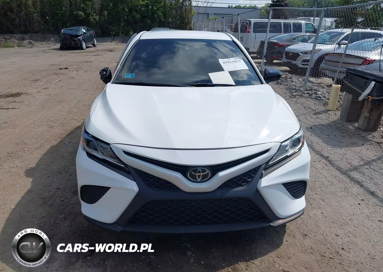 2020 Toyota Camry Se Nightshade Edition VIN:4T1G11AK4LU300571 - 12