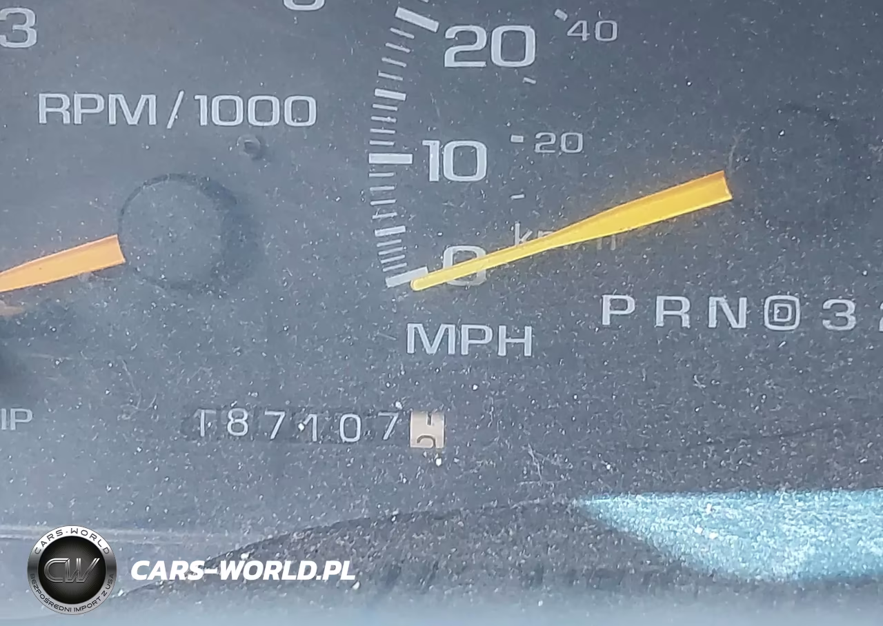 1997 Chevrolet K1500 Fleetside VIN:2GCEK19R6V1261720 - 12