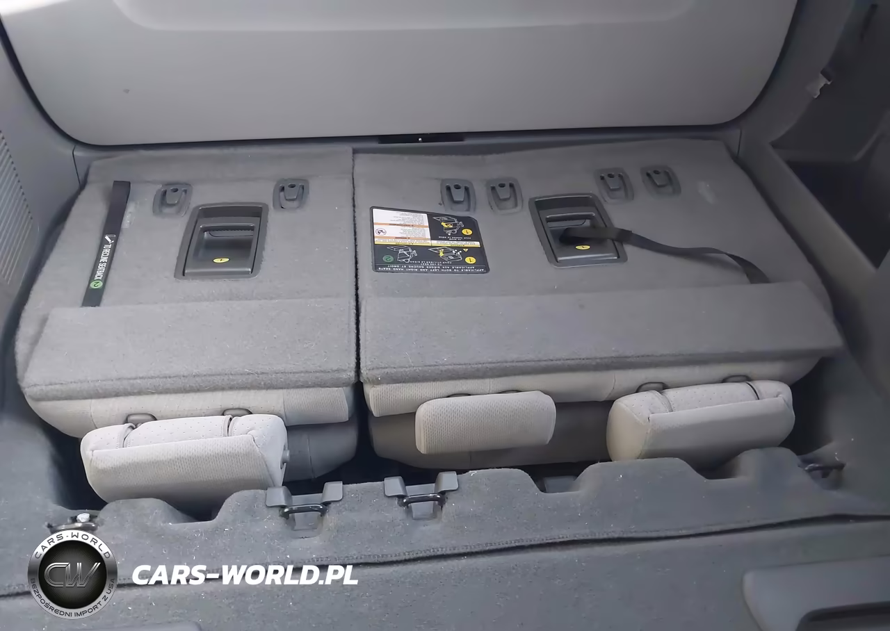 2020 Toyota Sienna Le VIN:5TDKZ3DCXLS072409 - 17