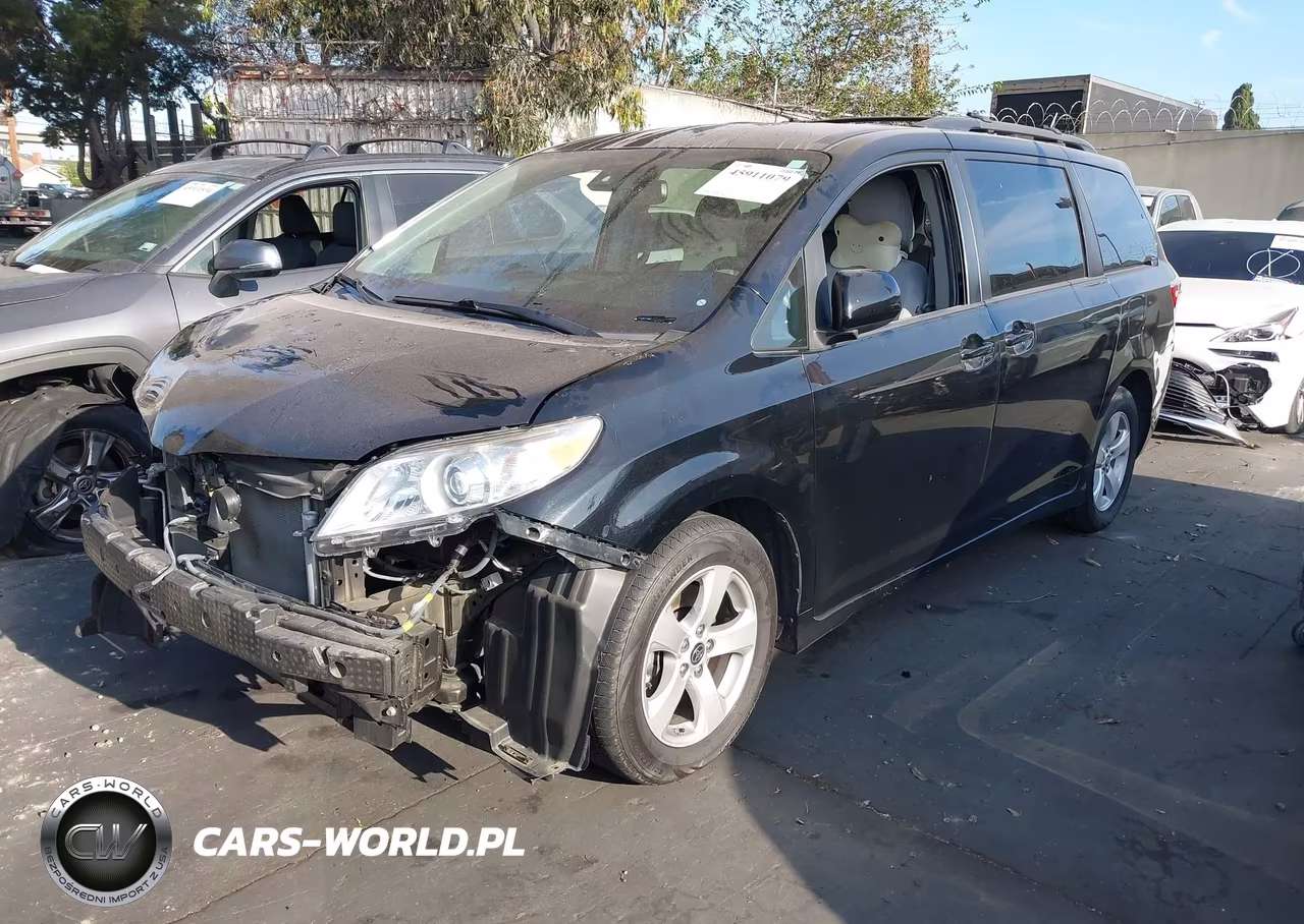 2020 Toyota Sienna Le VIN:5TDKZ3DCXLS072409 - 2