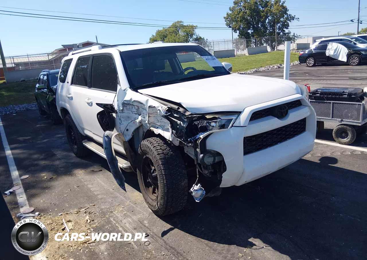 2015 Toyota 4Runner Sr5