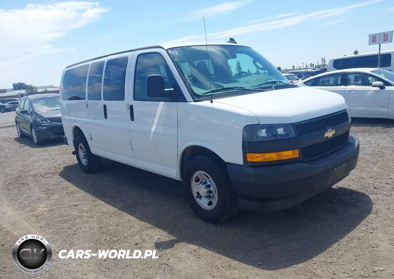 2018 Chevrolet Express 2500 Ls