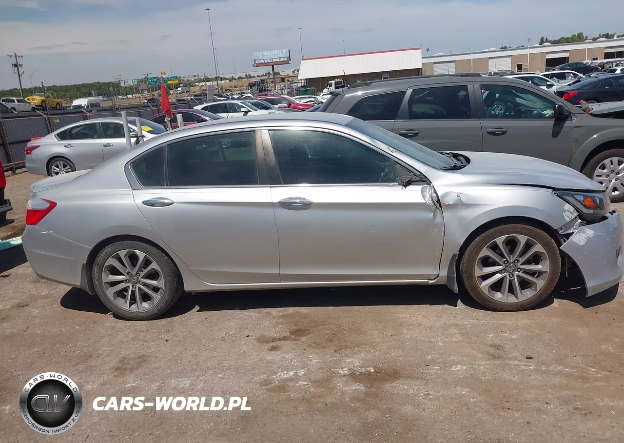 2013 Honda Accord Sport VIN:1HGCR2F52DA020396 - 13