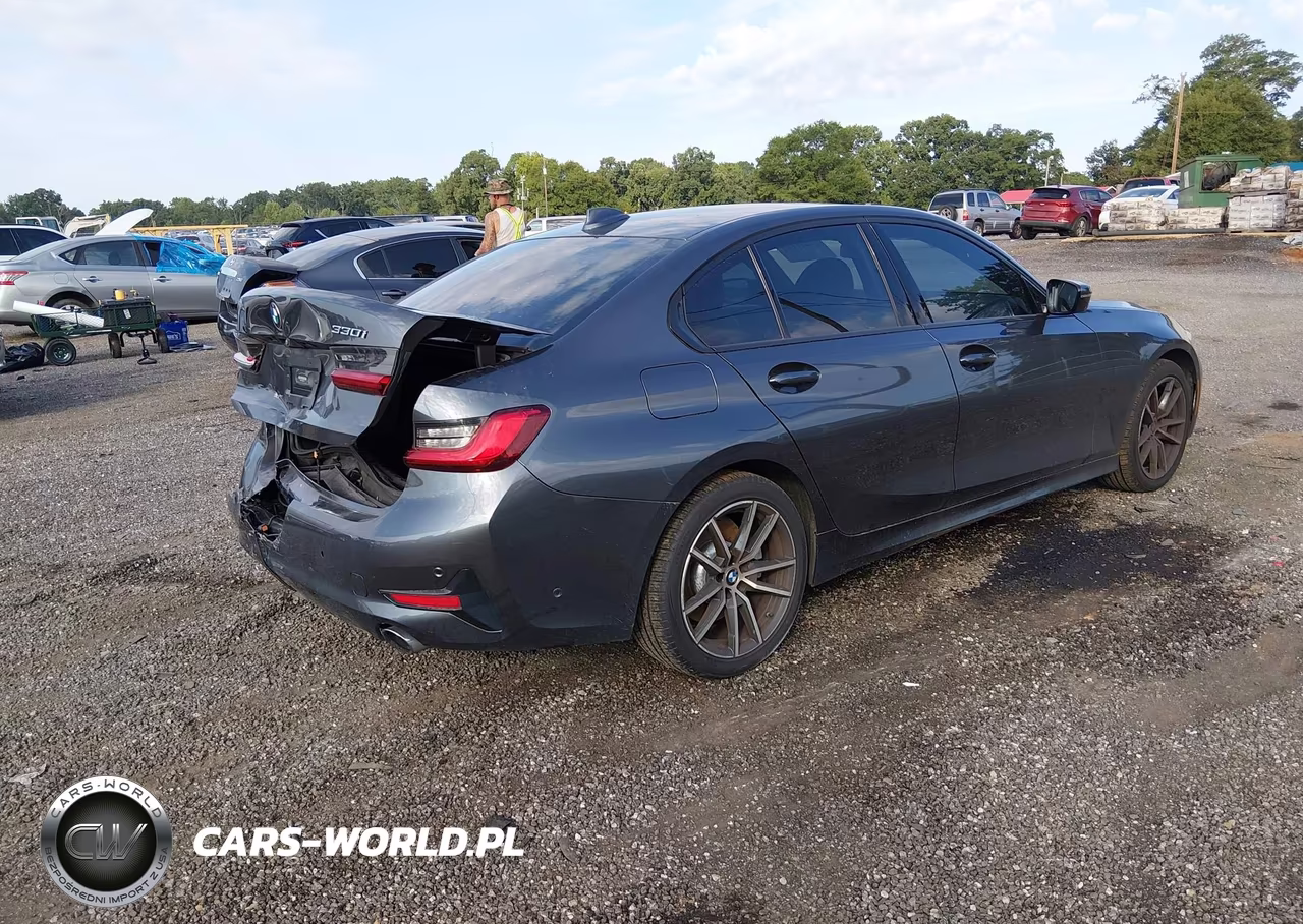 2019 BMW 330I VIN:3MW5R1J56K8B02047 - 4