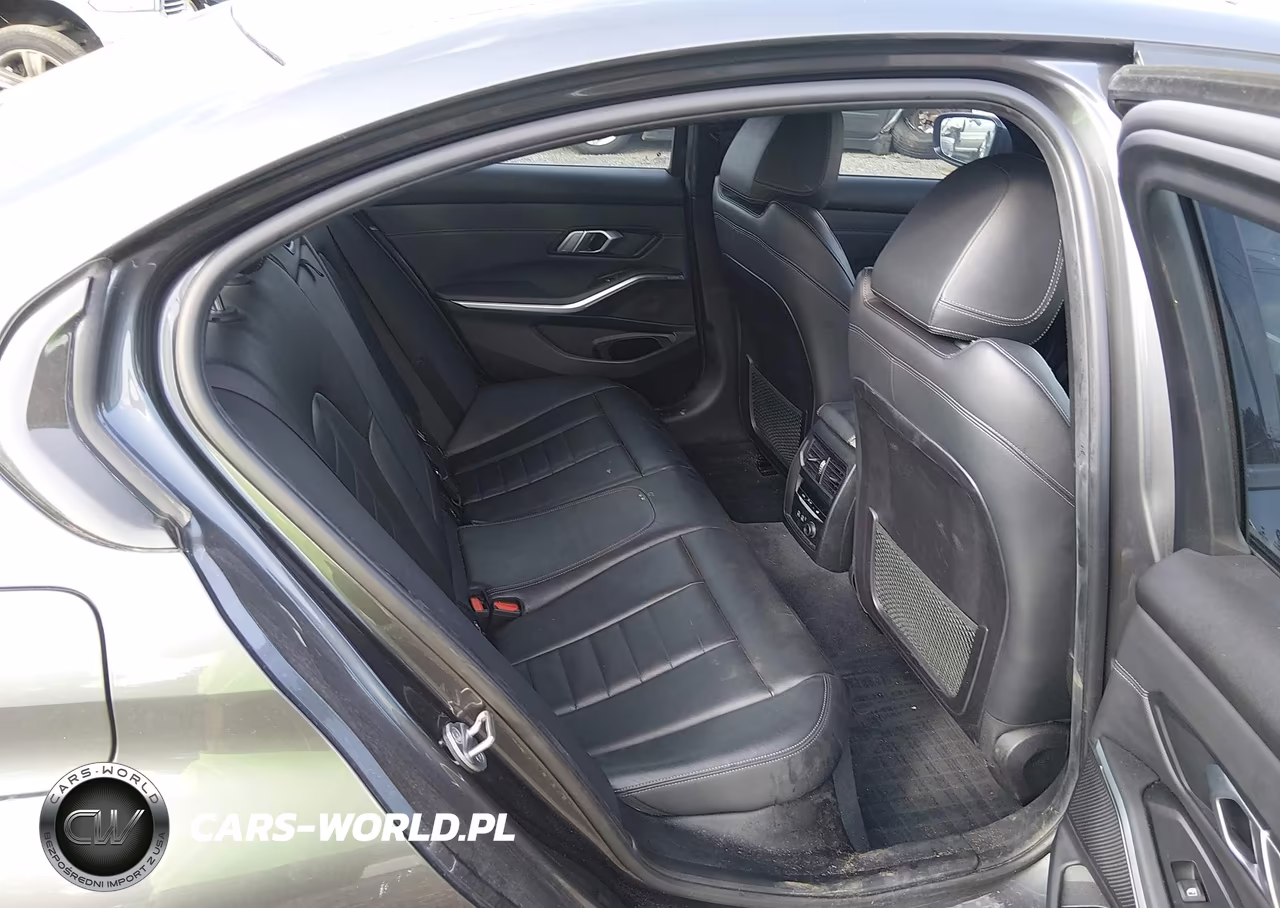 2019 BMW 330I VIN:3MW5R1J56K8B02047 - 8