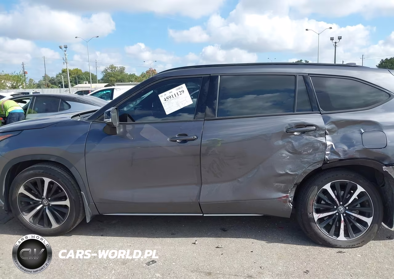 2022 Toyota Highlander Xse VIN:5TDLZRAHXNS131694 - 14