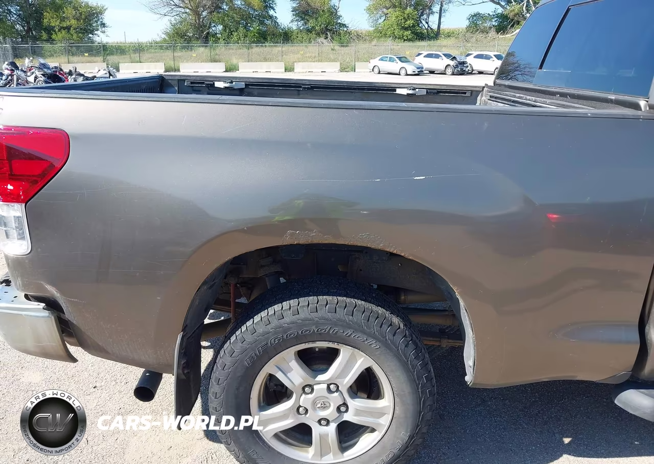 2010 Toyota Tundra Grade 5.7L V8 VIN:5TFUW5F14AX157925 - 18