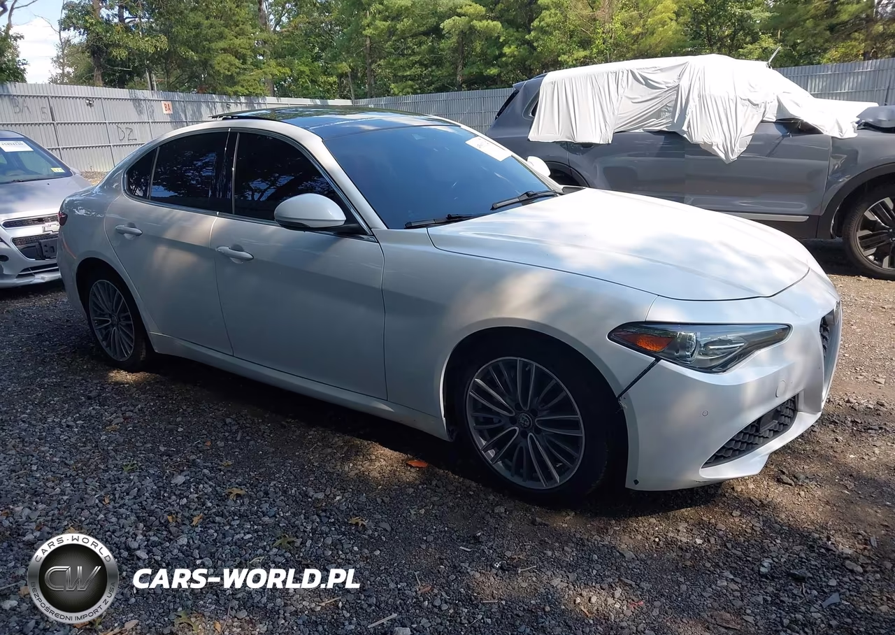 2018 Alfa Romeo Giulia Ti Lusso Awd