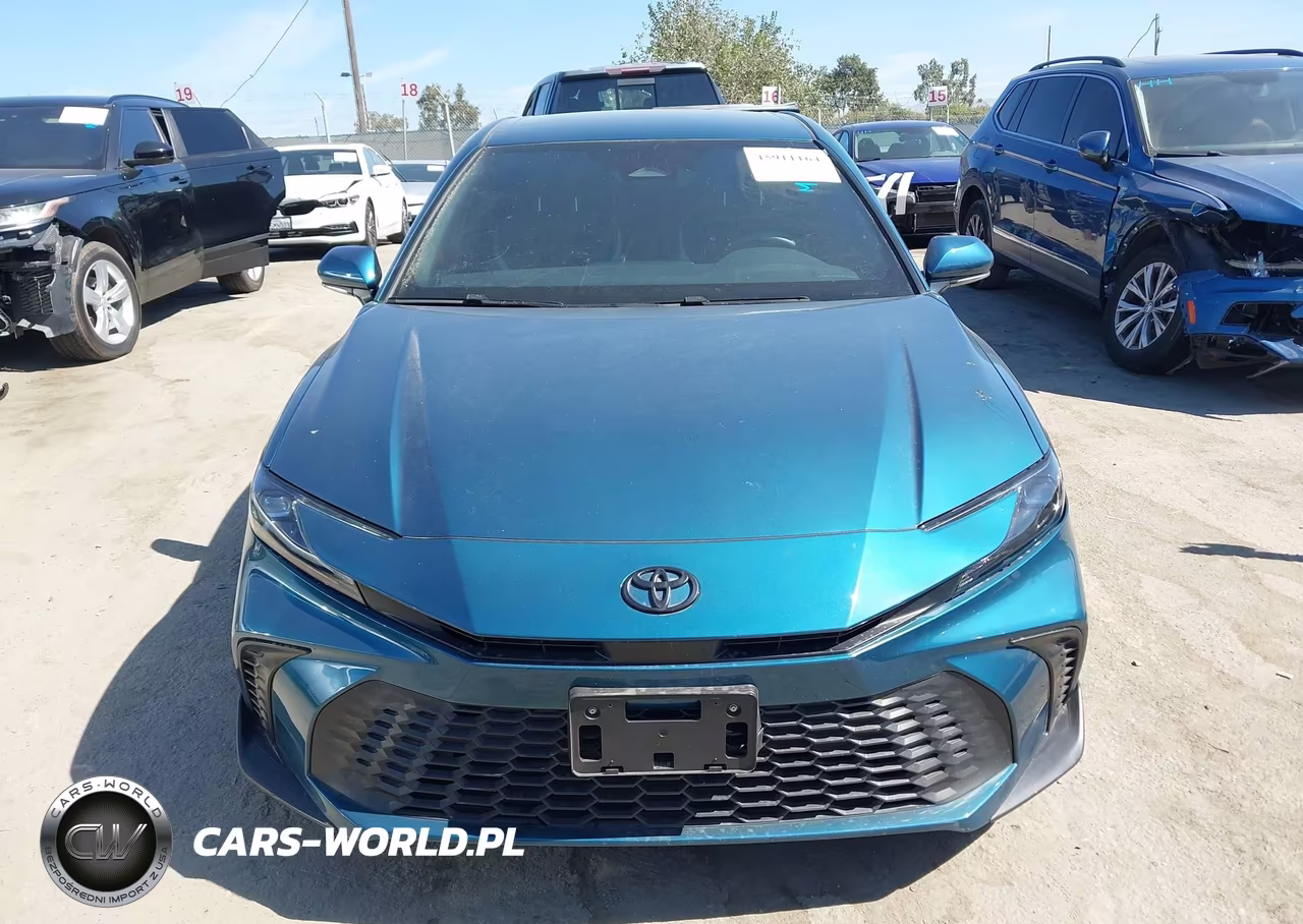 2026 Toyota Camry Se VIN:4T1DAACK8TU249964 - 12