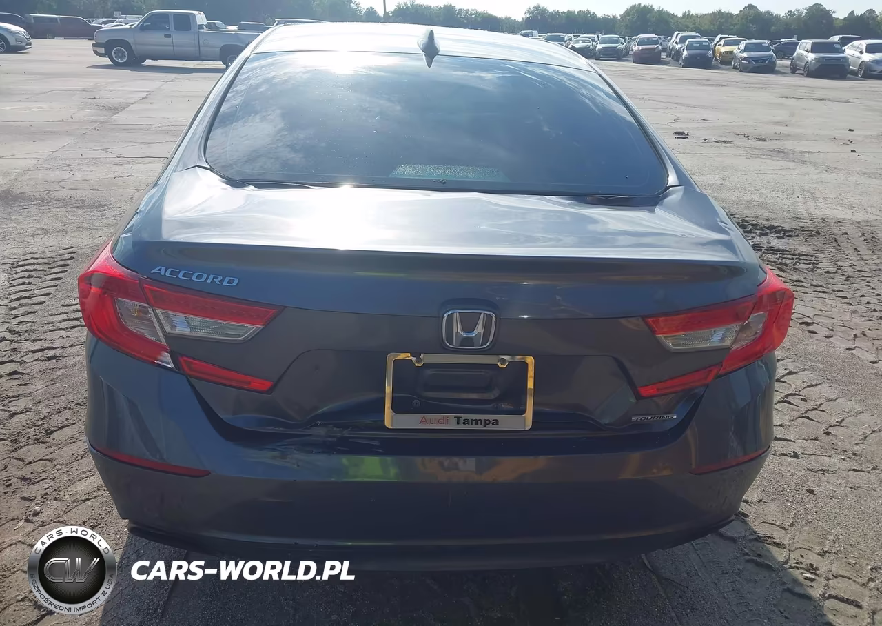 2018 Honda Accord Touring VIN:1HGCV1F90JA056110 - 16