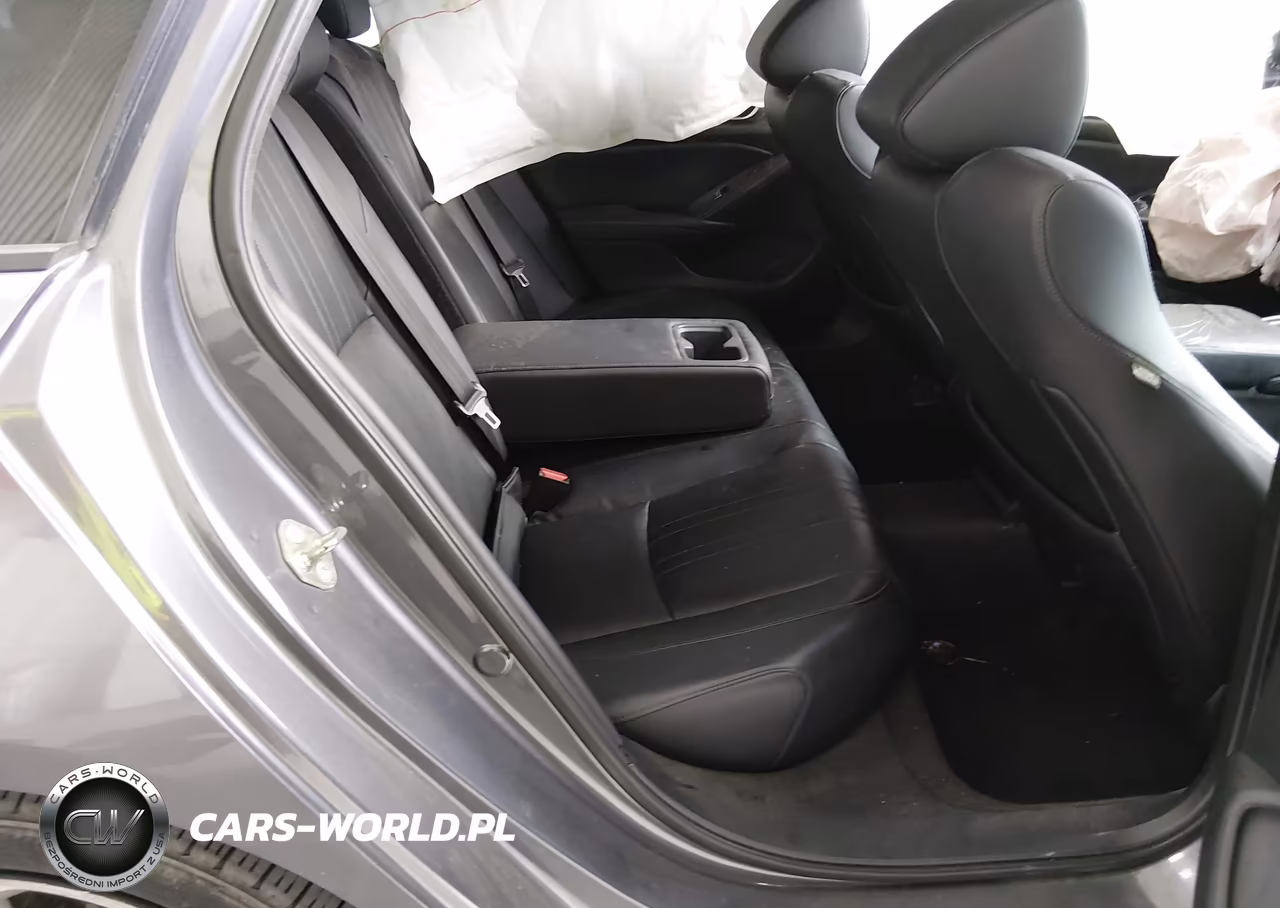 2018 Honda Accord Touring VIN:1HGCV1F90JA056110 - 8