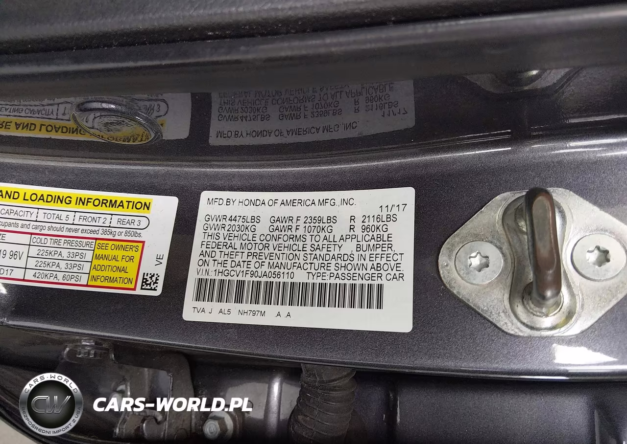 2018 Honda Accord Touring VIN:1HGCV1F90JA056110 - 9