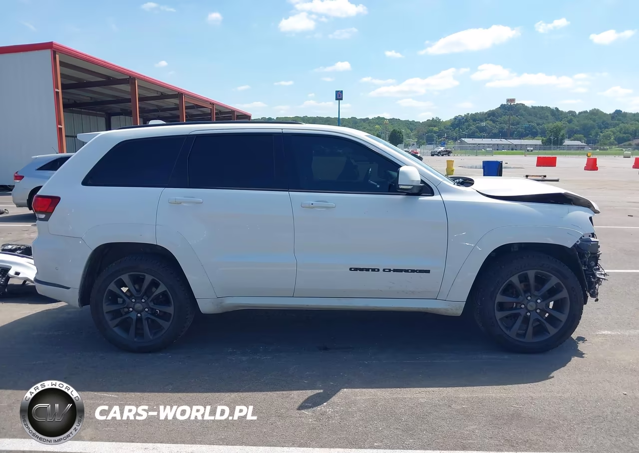 2018 Jeep Grand Cherokee High Altitude 4X4 VIN:1C4RJFCG4JC296835 - 14
