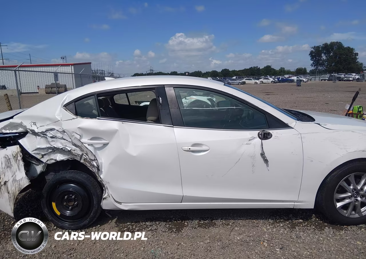 2014 Mazda Mazda3 I Touring VIN:JM1BM1V72E1126855 - 14